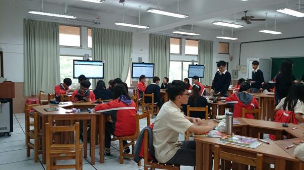 20141107未來教室英文課圖片